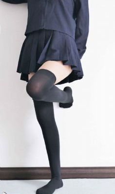 迷人的保姆手机_4K神马在线观看